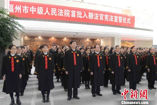 德克萨斯州和纽约州法官扩大了对面临遣返的委内瑞拉移民的临时保护