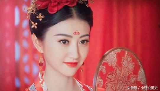 叛军任命的当局称，刚果东部煤矿坍塌造成至少10人死亡
