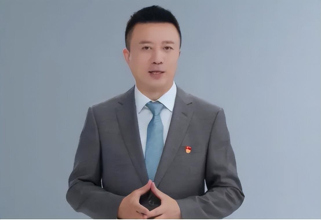 突发新闻：BBC明星娜加·芒切蒂表示，在与健康抗争32年后，“绝育是我唯一的选择”