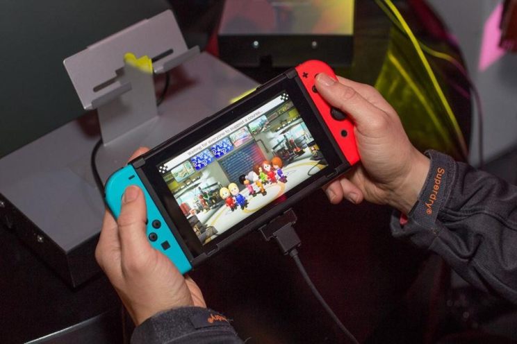 任天堂承诺将于6月发售的Switch 2游戏机将带来更强劲的业绩