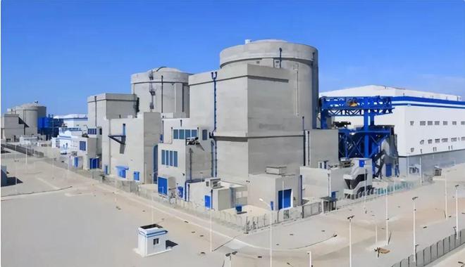 安大略开始建造第一座小型反应堆，旨在引领新的核技术
