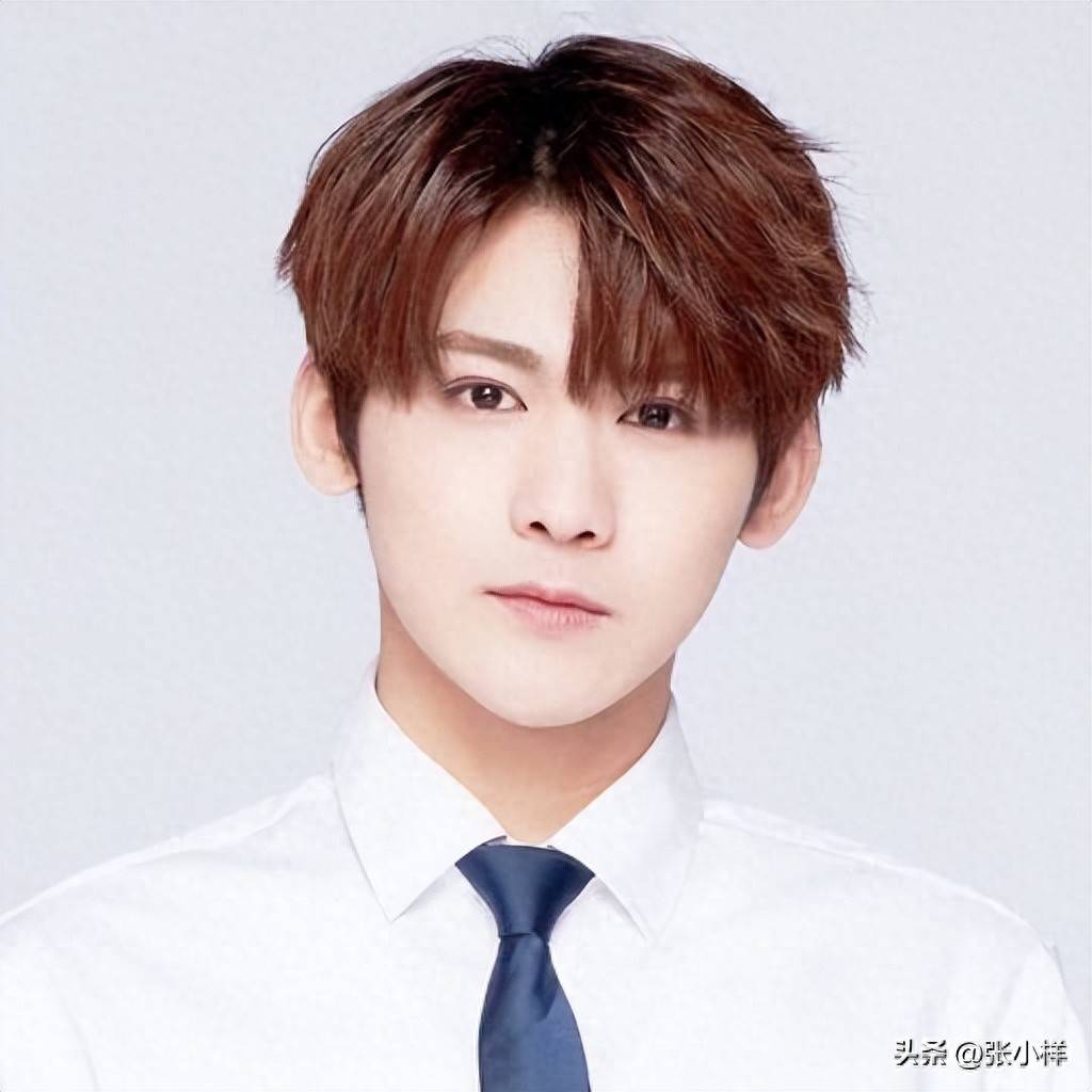 Phillip Lowrie去世：出演第一集的《加冕街》男星去世